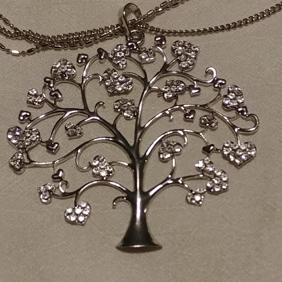 🌺2/$25 or 5/$50 Tree With Rhinestone, Necklace - Picture 1 of 3
